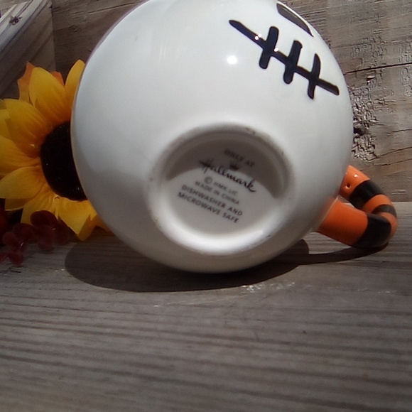 Rare Vintage White Skell Pumpkin Hallmark Gift Mug - Picture 4 of 11